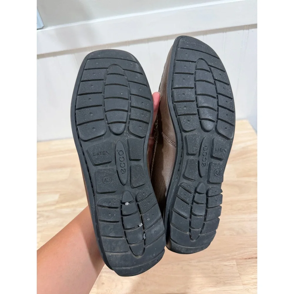 Ecco brown leather